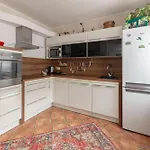 Celia Apartma