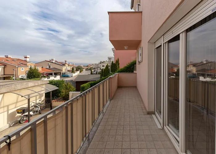 Celia Διαμέρισμα *